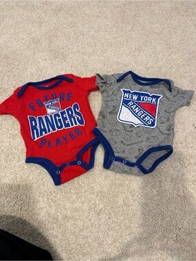 NHL New York Rangers Red & Gray Baby Onesie Set with Blue Trim